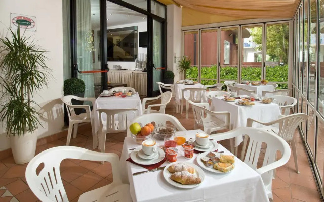 Hotel Granada