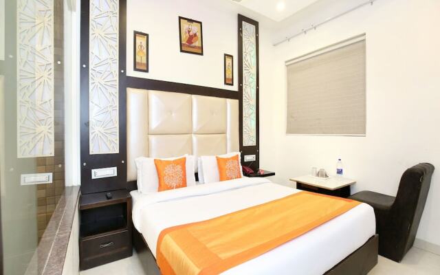 OYO 982 Hotel Royal Park