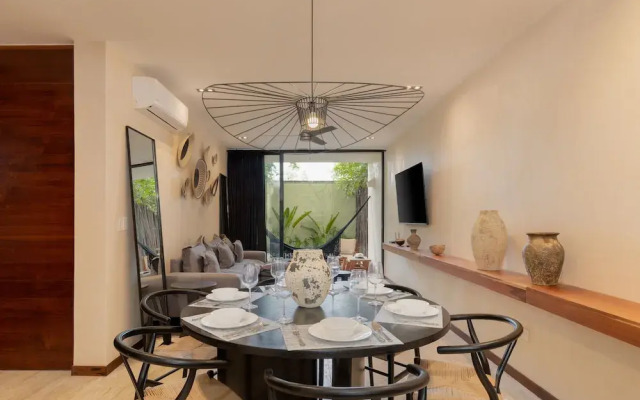 Bungalos Village 106 By Lockey