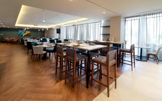 Holiday Inn Hotel And Suites Monterrey Apodaca Zona Airport by IHG