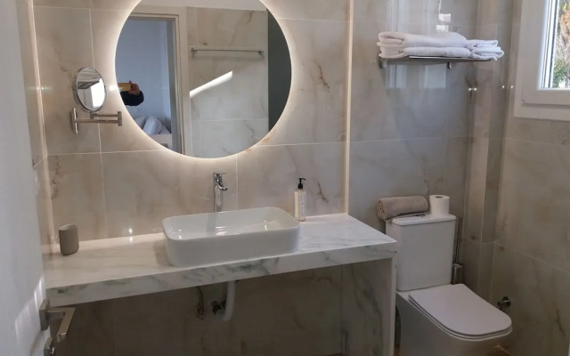 Stavento beach front suites