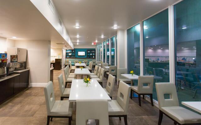 Best Western Plus Oceanside Inn