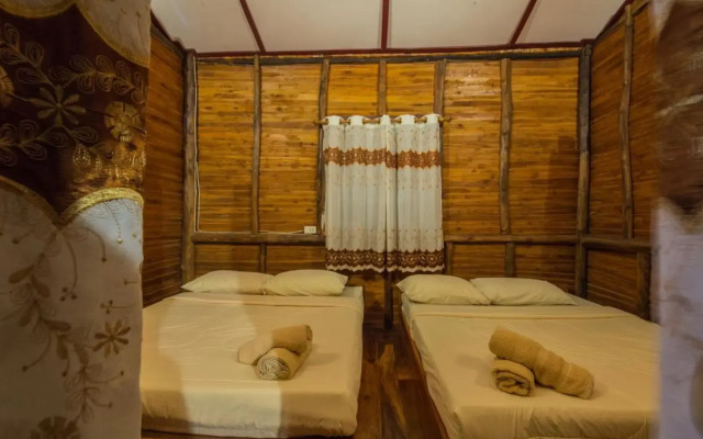 บ้านสวนศรเพชร