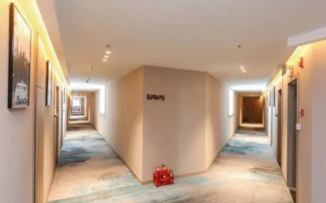 Qingmu Shang Hotel (Nanjing Xuanwu Lake Scenic Area Hunan Road Zhongda Hospital Branch)