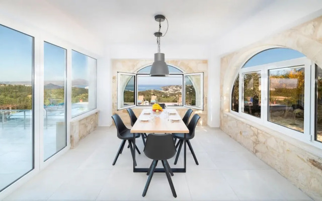 Villa Konstantinos Hilltop Vineyard Escape