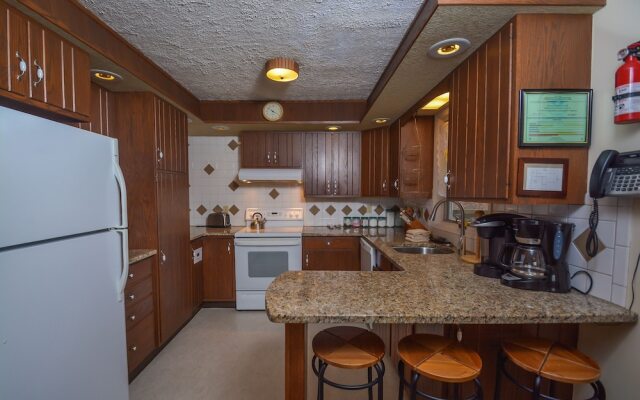 Hummingbird Hill 4 Bedroom House