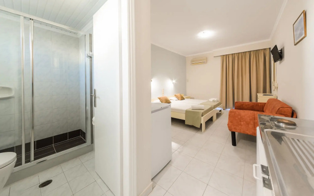 Karras Annex (Maria Studios & Apartments)