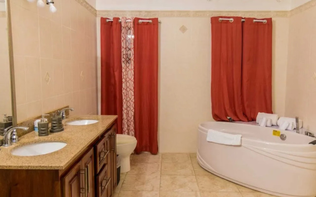 Villa Solstice Luxury 4 Bedroom