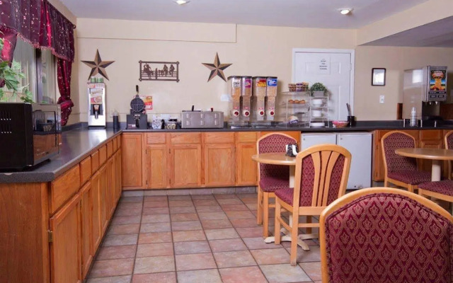 OYO Hotel Amarillo Downtown