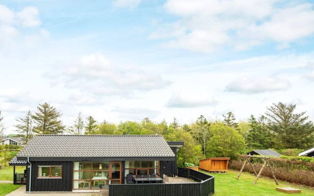 Spacious Holiday Home in Tarm near Beach