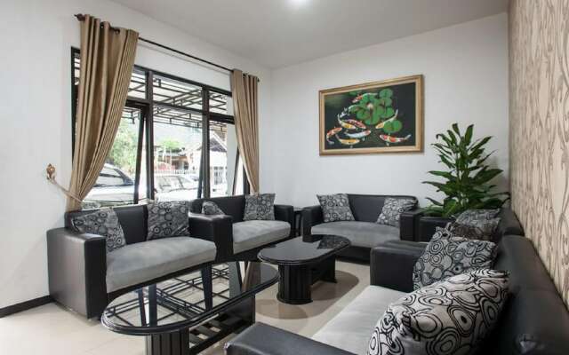 Airy Lowokwaru Simpang Coklat 5 Malang