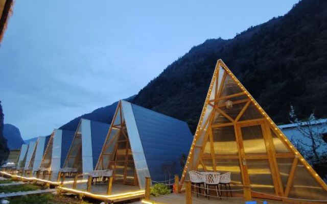 yijianrugu log cabin
