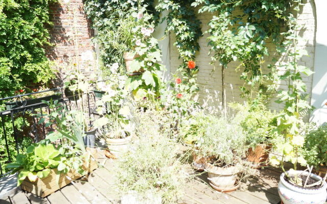 The Captaincy Guesthouse Brussels