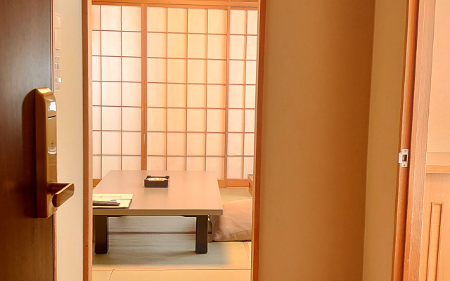 Ichibo Senri Onyuyado Nakaya