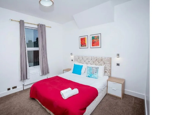 Spacious Home for Groups With Parking