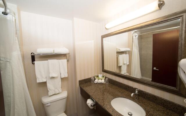 Holiday Inn Express Hotel & Suites WHITECOURT, an IHG Hotel