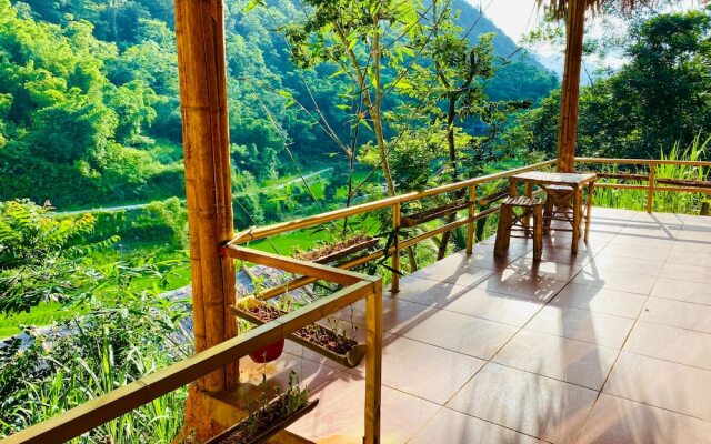 Pu Luong Riverside Lodge