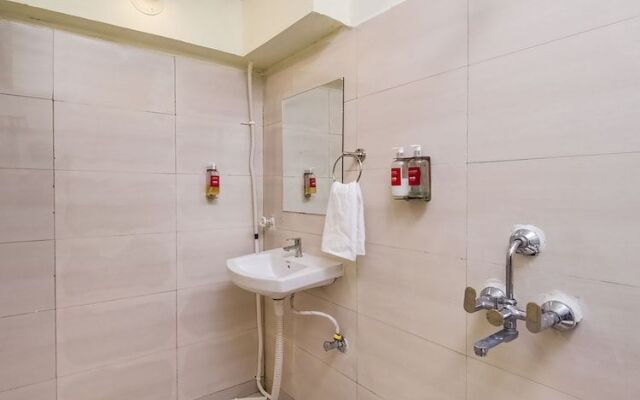 SilverKey Executive Stays 19907 Hafeezpet