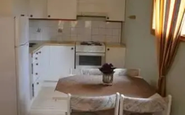 Leknes Home