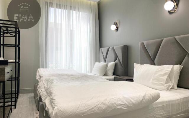 Kease Arid H -5 Luxury Gold Balcony AG93