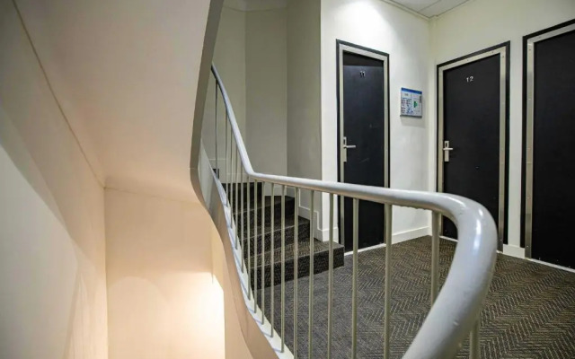 Avaton Hotel