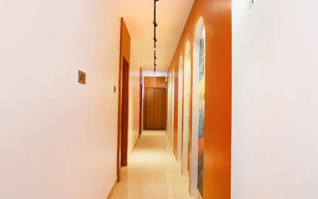 Fabhotel Majestic Inn