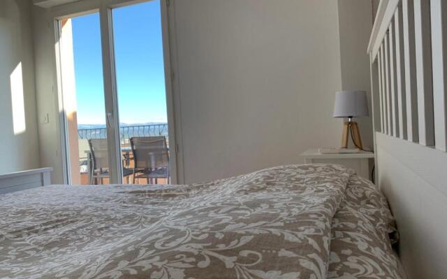 Appartement 12 - Golf de Roquebrune - Vue mer imprenable !