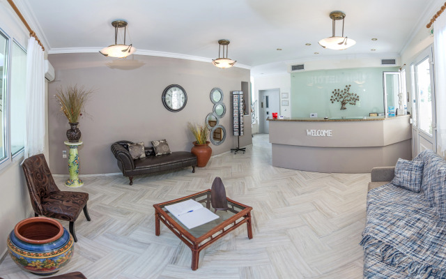 Aliki Hotel