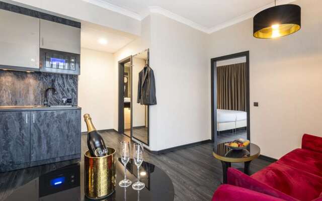 Plaza Premium Grand Winston Hotel