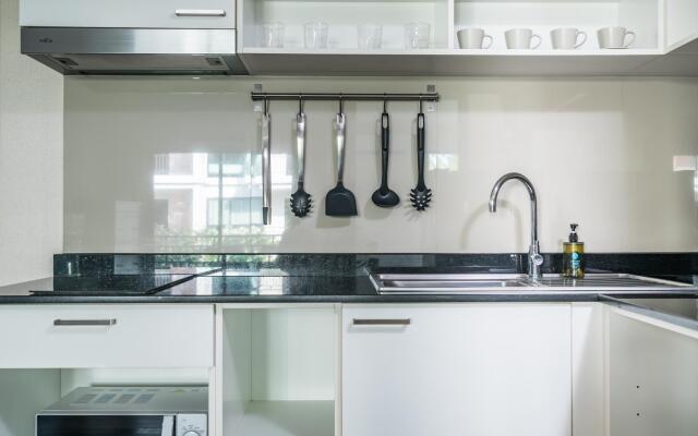 The Title Rawai beachfront. Convenient apartment with washer