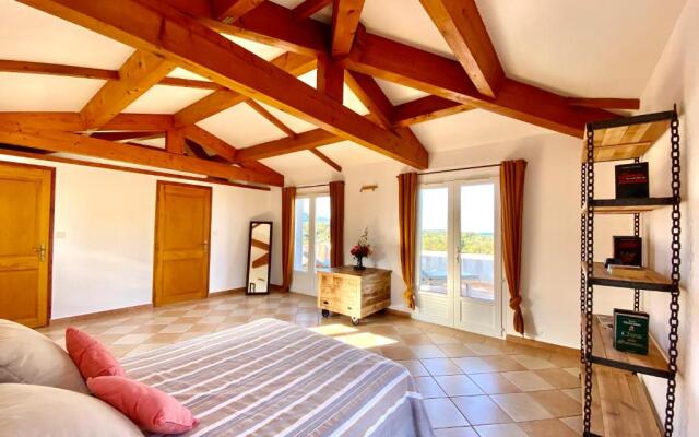 Villa vue mer dans nature protégée, plage à 1,5 km