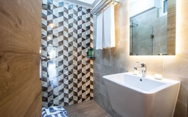 Remarkable Jasmine Apartment in Panormo