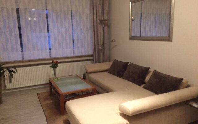 Private Apartment Elsenborner Straße
