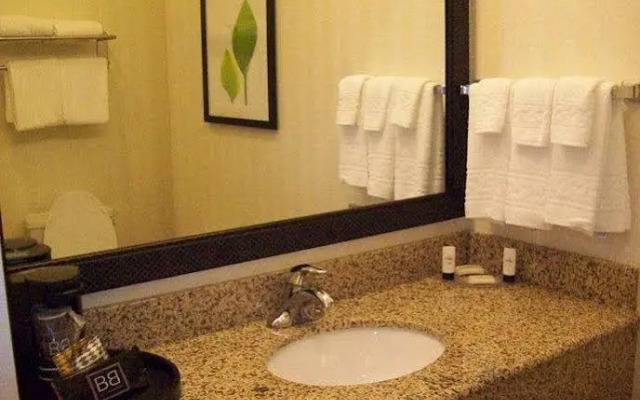 Fairfield Inn & Suites Strasburg Shenandoah Valley