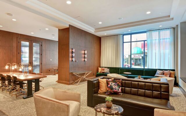 The Cincinnatian Hotel Curio Collection by Hilton