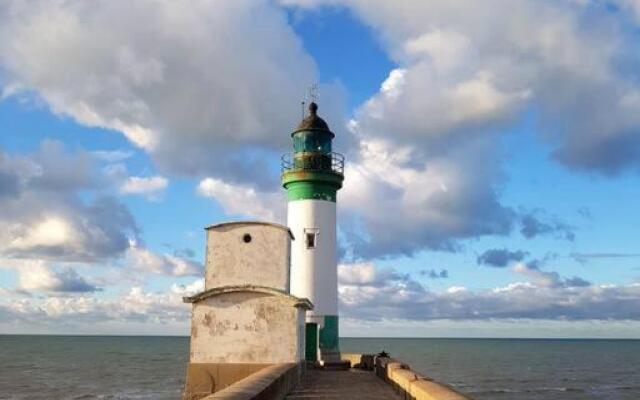 Agréable maison de ville avec parking gratuit