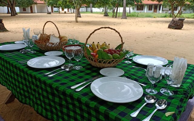 Sunset Safari & Resort