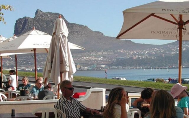 Chapmans Peak Hotel
