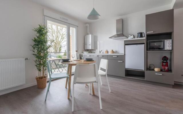 CAMILLE - Studio proche gare, wifi, arrivée 24 24