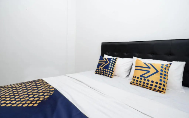 SPOT ON 1942 Asia Residence