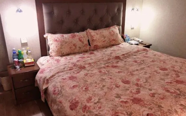 Jiatai Wenquan Hotel(Anshan Dalu)