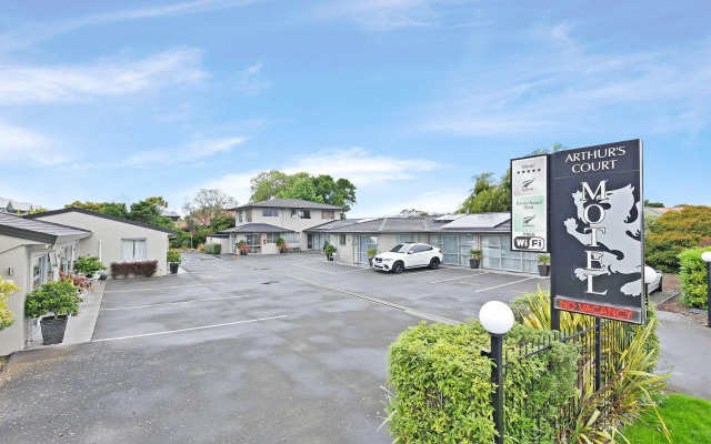 Arthur's Court Motor Lodge