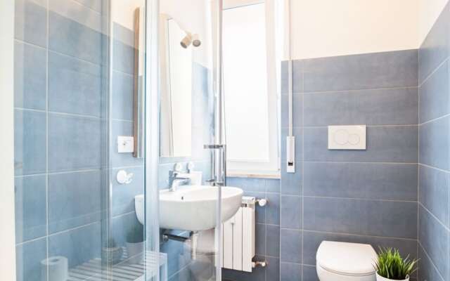 Chiavari Colorful Flat with Garage