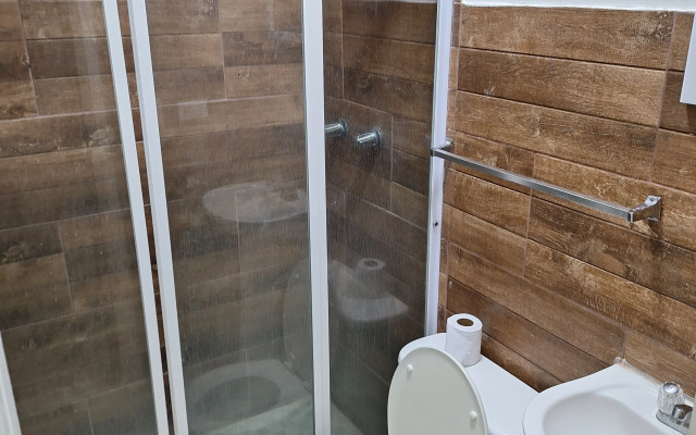 Express Inn Panama International Airport Hostel
