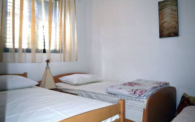 Apartment Elena