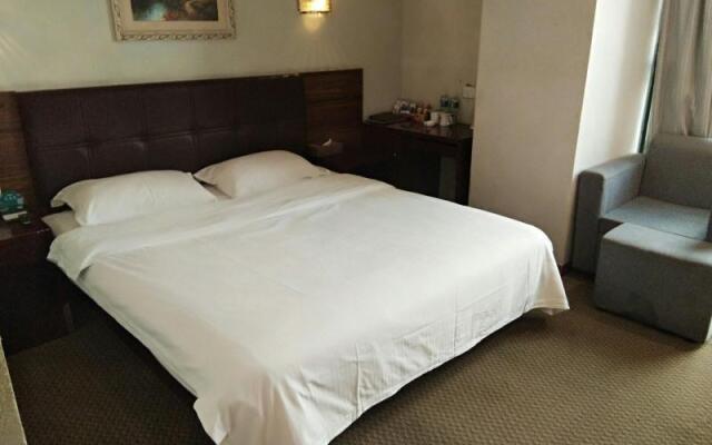 GreenTree Inn Changzhou Liyang Pingling Square Business Hotel