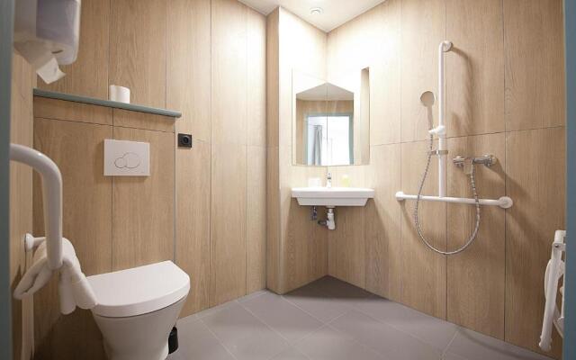 Brit Hotel Essentiel Arverne Clermont Sud