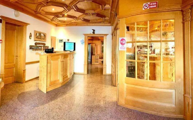 Hotel Lorenzini Ski