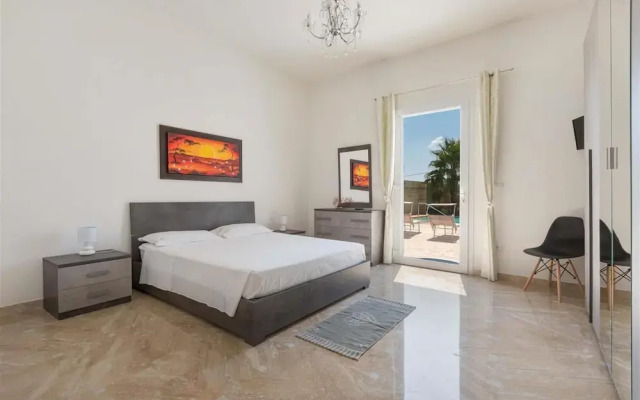 1695 Villa Albarosa in Ruffano