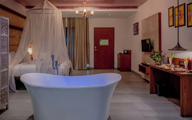 Saya Grand Club & Spa Resort